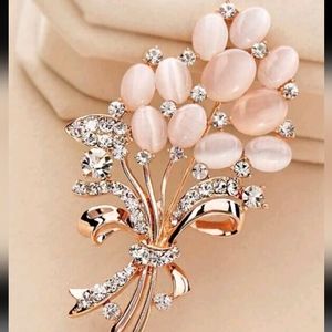 Fashionable Opal Stone Flower Brooch Pin Garment Accessories Birthday Gift Brooc